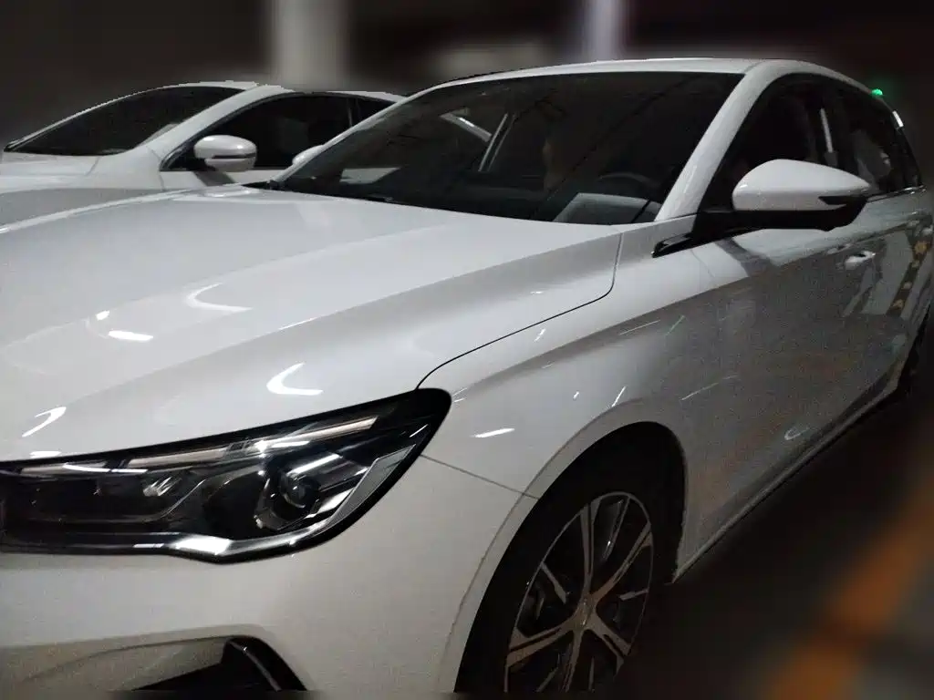 Geely Emgrand — миниатюра 2