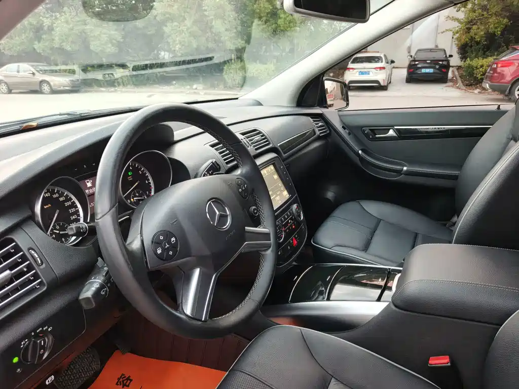 Mercedes-Benz R-Class — миниатюра 13