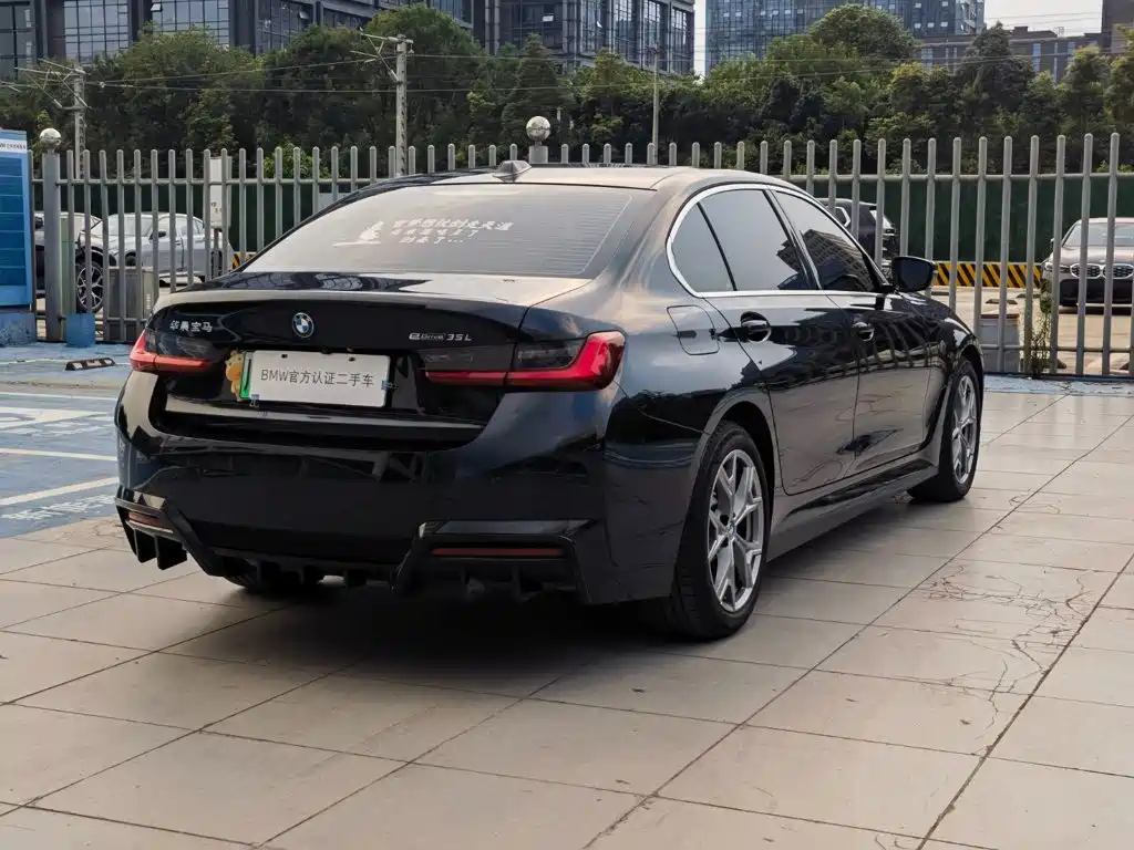BMW i3 — миниатюра 4