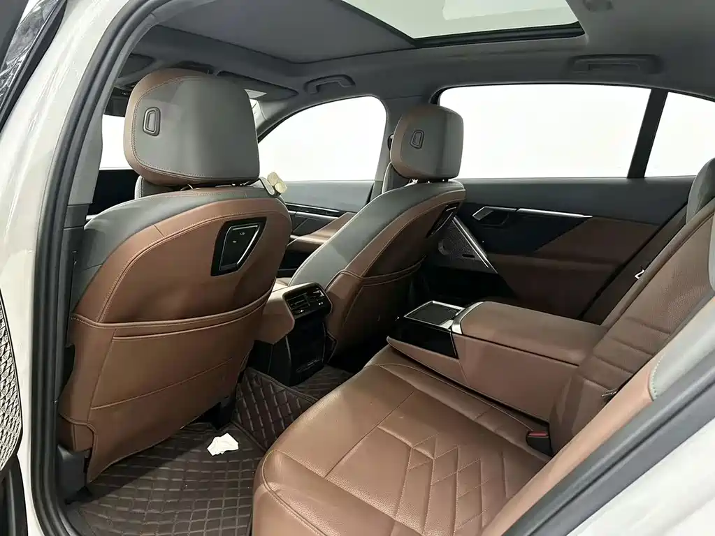 BMW 5 Series 5 2024 530Li Premium Luxury