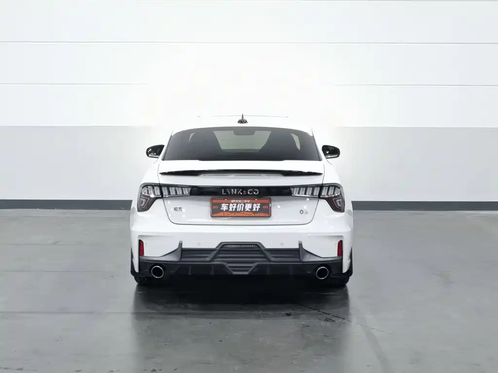 Lynk & Co 03 — миниатюра 4