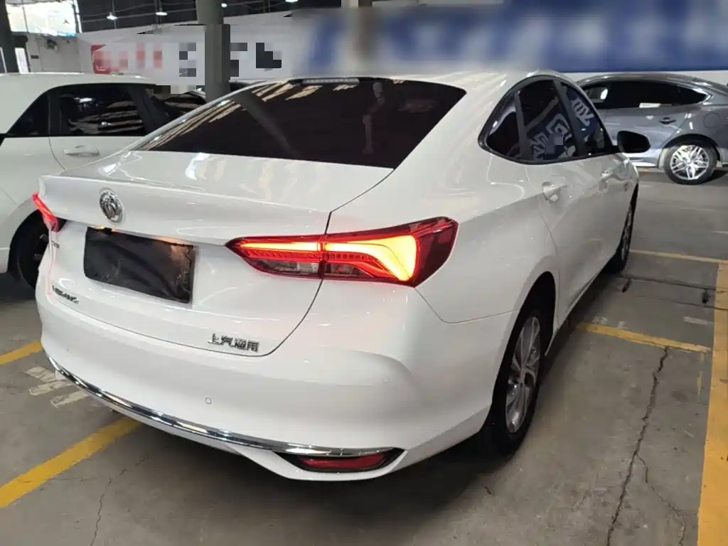 Buick Verano — миниатюра 7