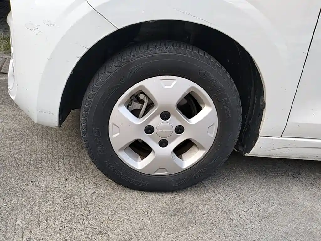 Roewe Clever — миниатюра 23