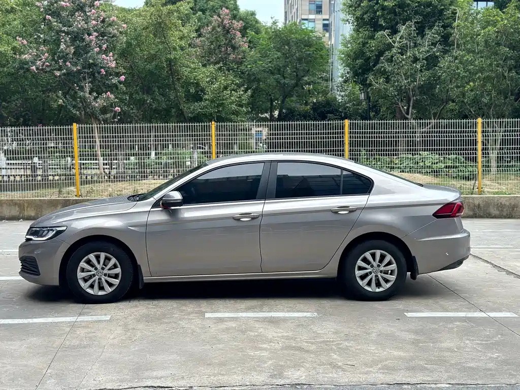 Volkswagen Bora — миниатюра 11