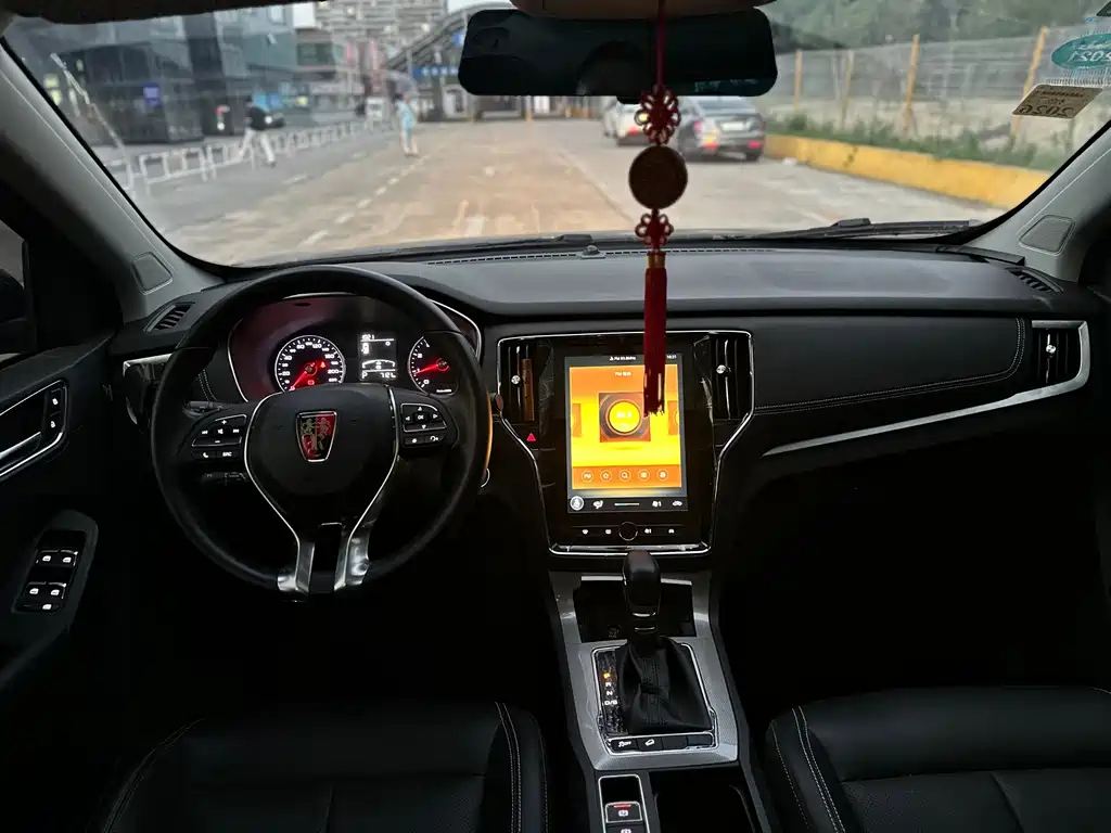 Roewe RX5 — миниатюра 8
