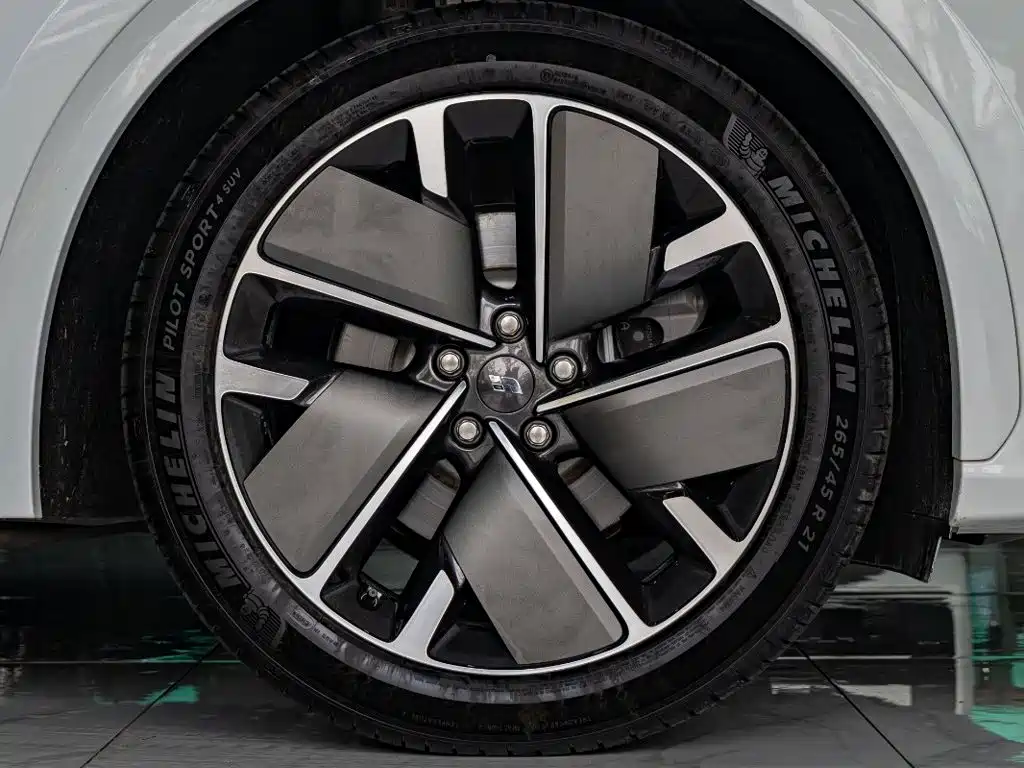 Li Auto Li L7 — миниатюра 19