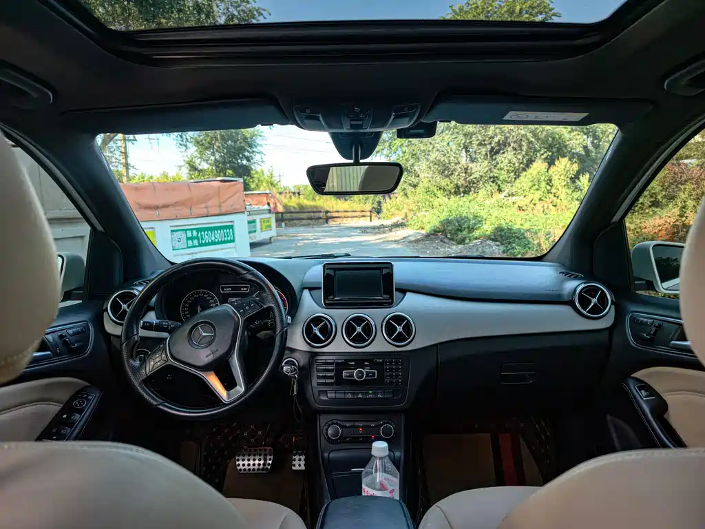 Mercedes-Benz B-Class — миниатюра 12