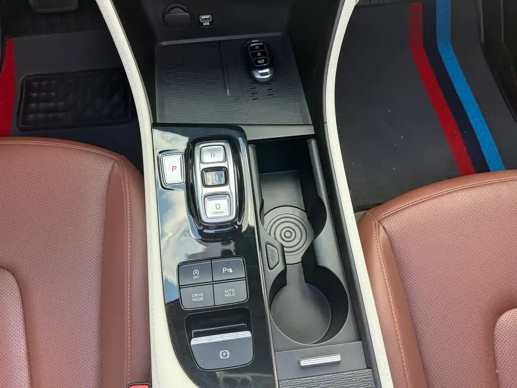 Hyundai Mistra — миниатюра 11