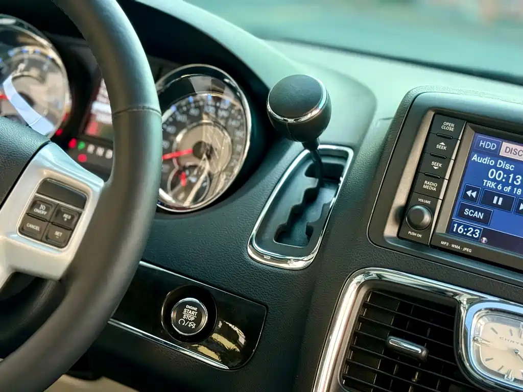 Chrysler Grand Voyager (Import) — миниатюра 29