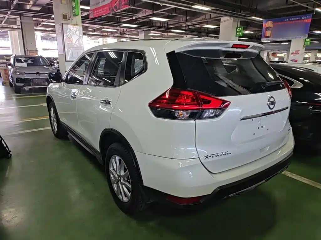 Nissan X-Trail — миниатюра 5