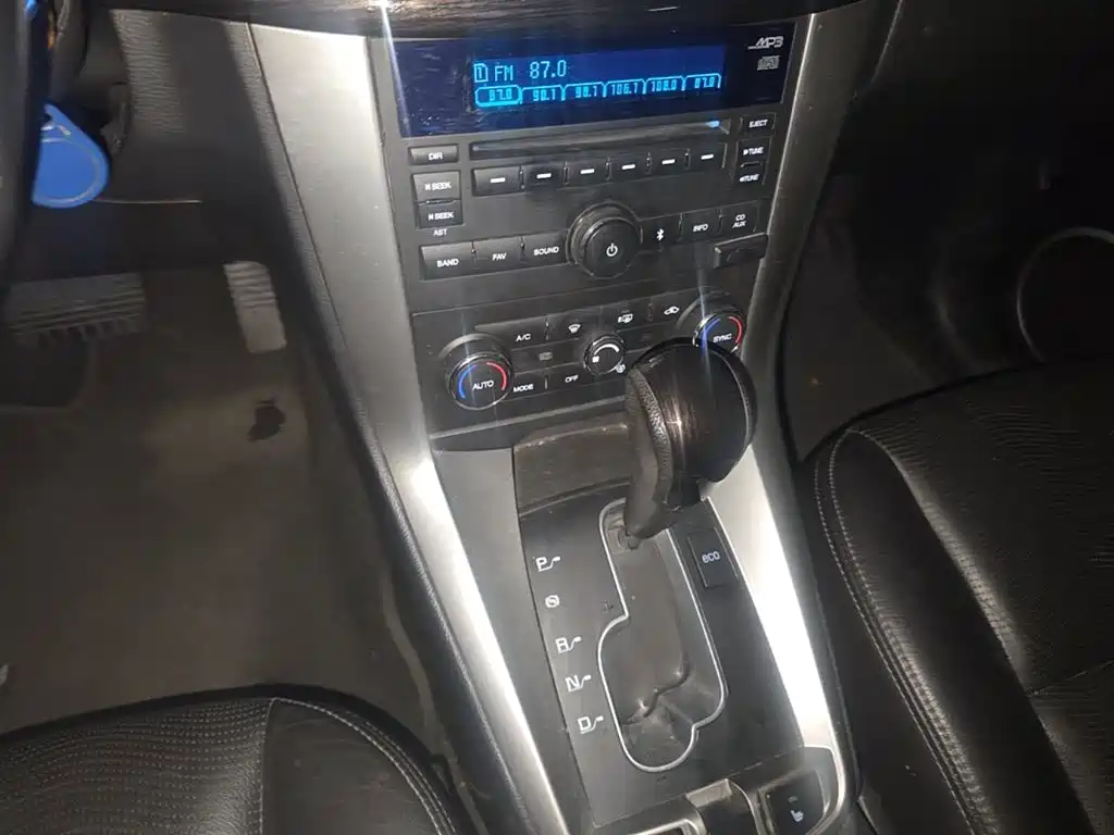Chevrolet Captiva — миниатюра 14