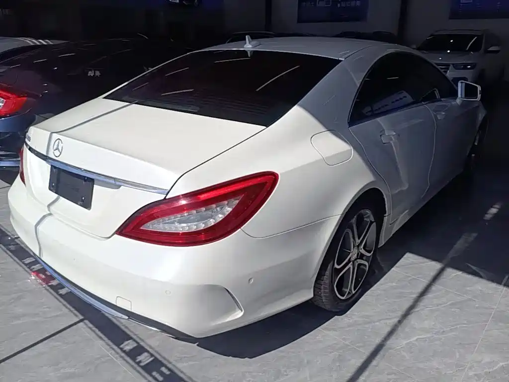Mercedes-Benz CLS — миниатюра 7