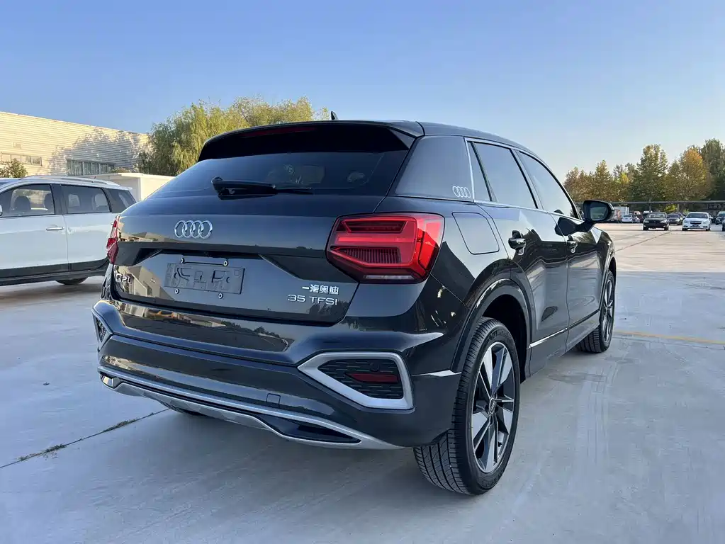 Audi Q2L — миниатюра 4
