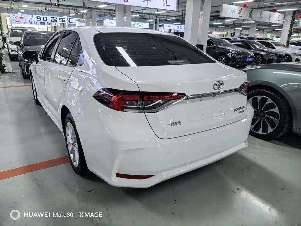 Toyota Corolla — миниатюра 6