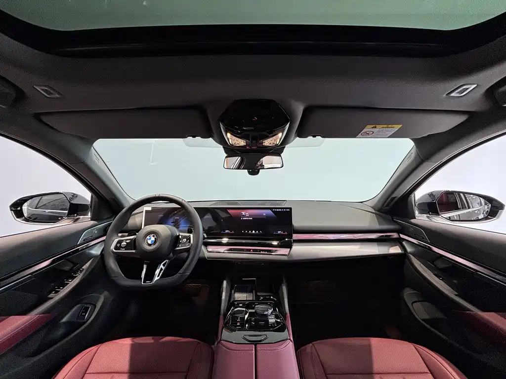 BMW 5 Series — миниатюра 15