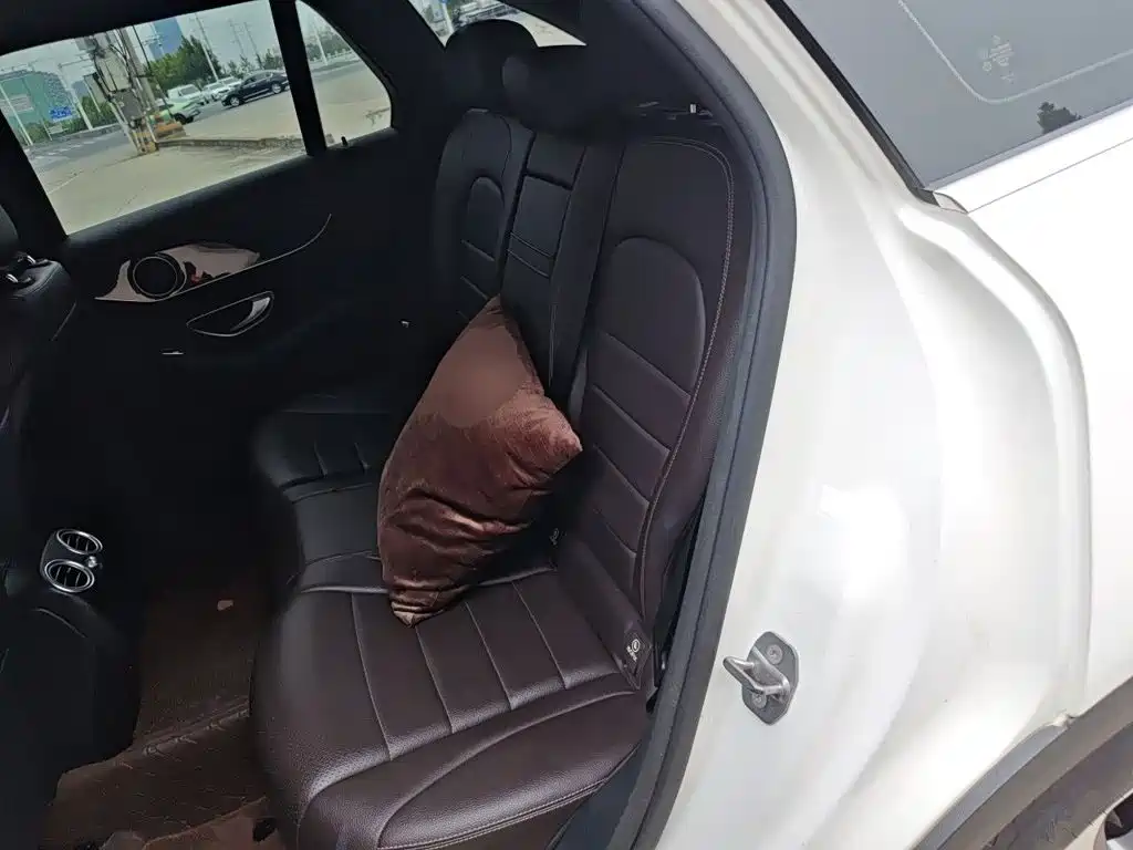 Mercedes-Benz GLC — миниатюра 13