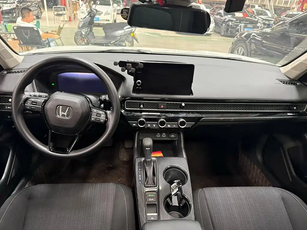 Honda Civic — миниатюра 5