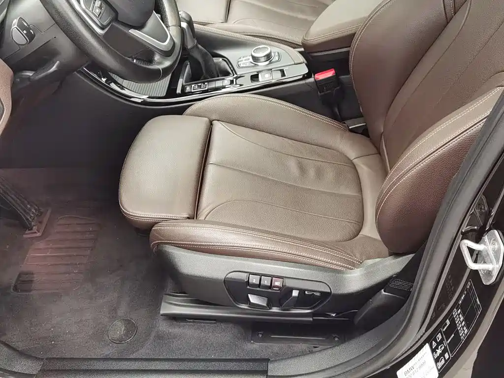 BMW X1 — миниатюра 20