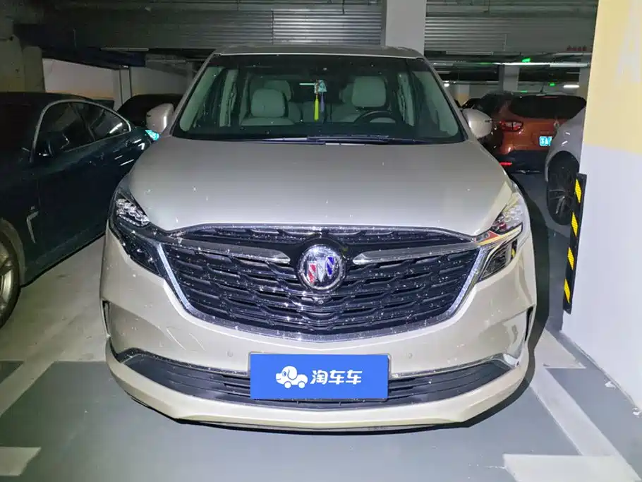 Buick GL8 — миниатюра 2
