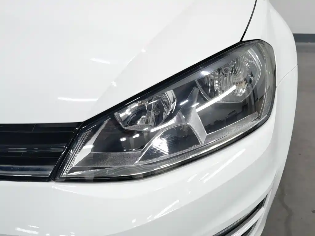 Volkswagen Golf — миниатюра 7