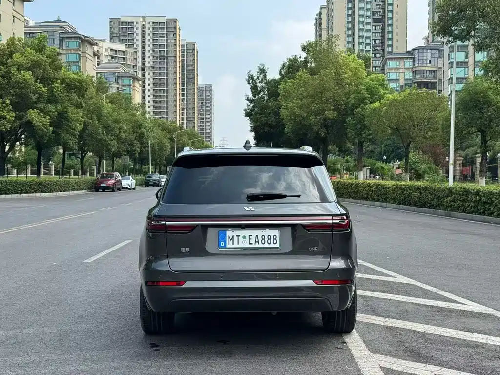 Li Auto Li ONE — миниатюра 5