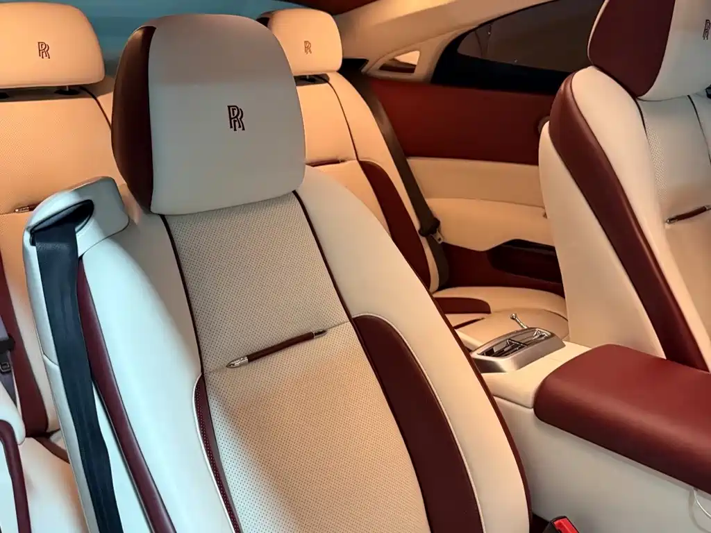 Rolls-Royce Wraith — миниатюра 2