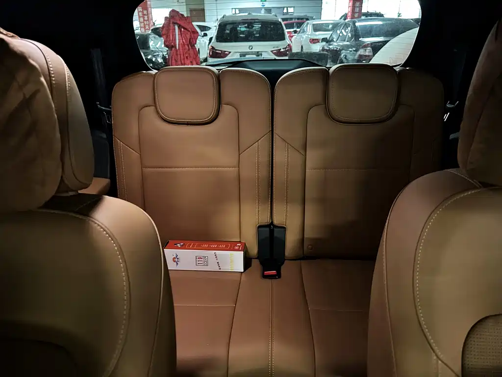 Li Auto Li ONE — миниатюра 13