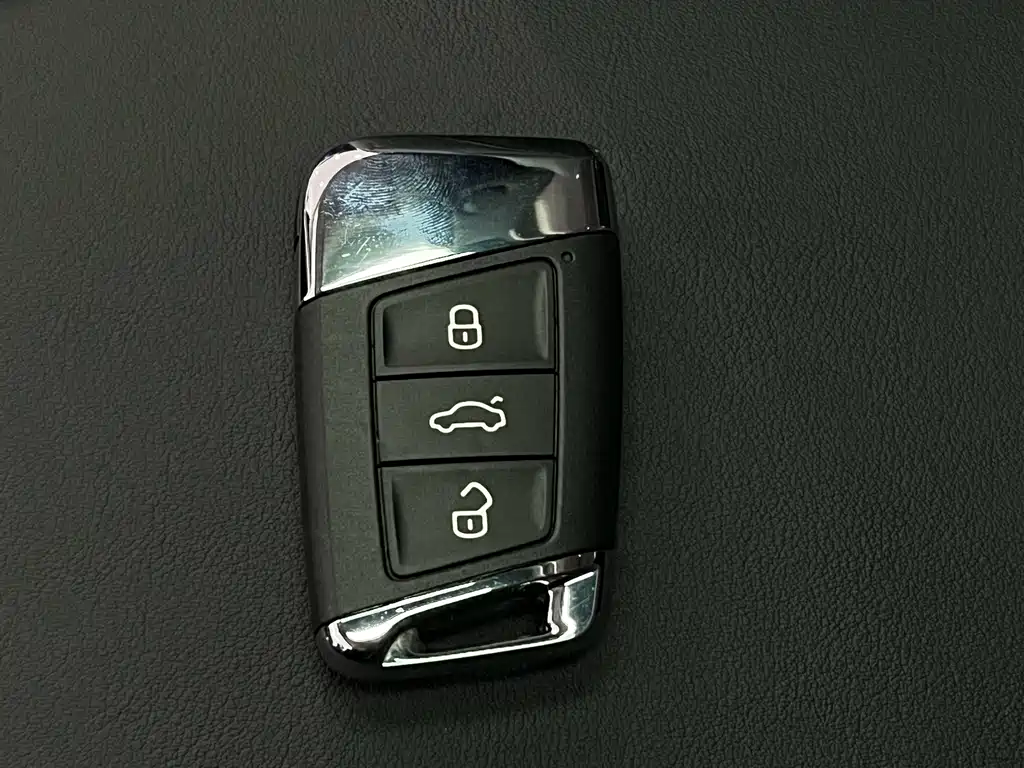 Volkswagen CC — миниатюра 24