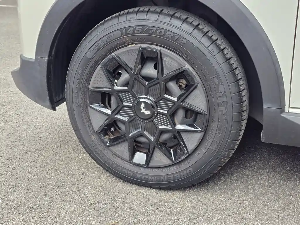 Wuling MINIEV — миниатюра 13