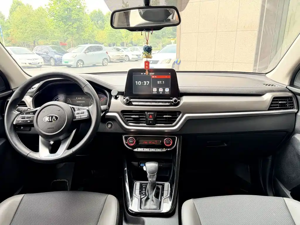 Kia Sportage — миниатюра 9