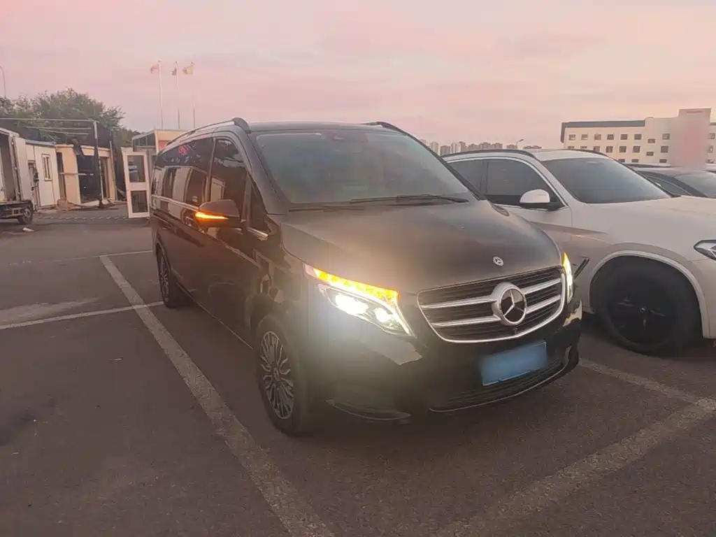 Mercedes-Benz V-Class — миниатюра 4