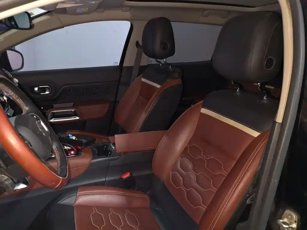Citroen C5 AIRCROSS — миниатюра 8