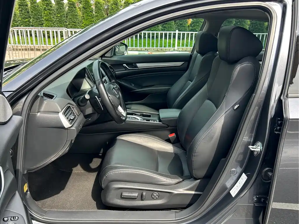 Honda Accord — миниатюра 4