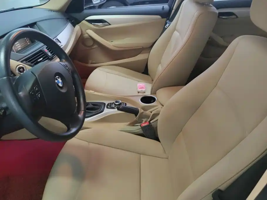 BMW X1 (Import) — миниатюра 9