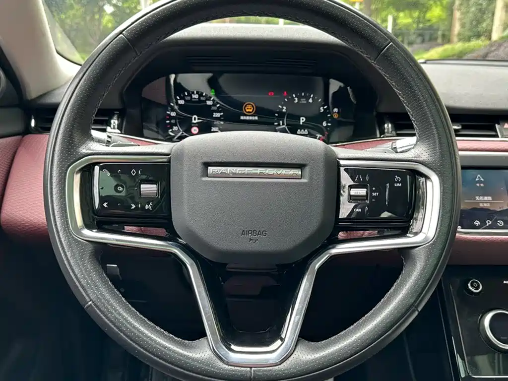 Land Rover Evoque — миниатюра 17