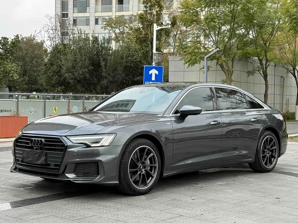Audi A6L 2020