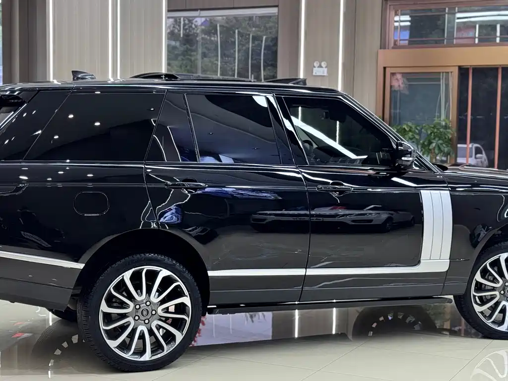 Land Rover Range Rover — миниатюра 14