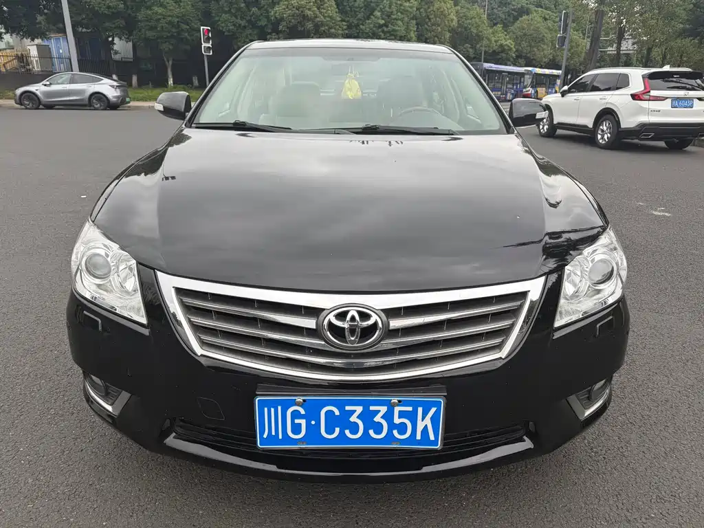 Toyota Camry — миниатюра 2