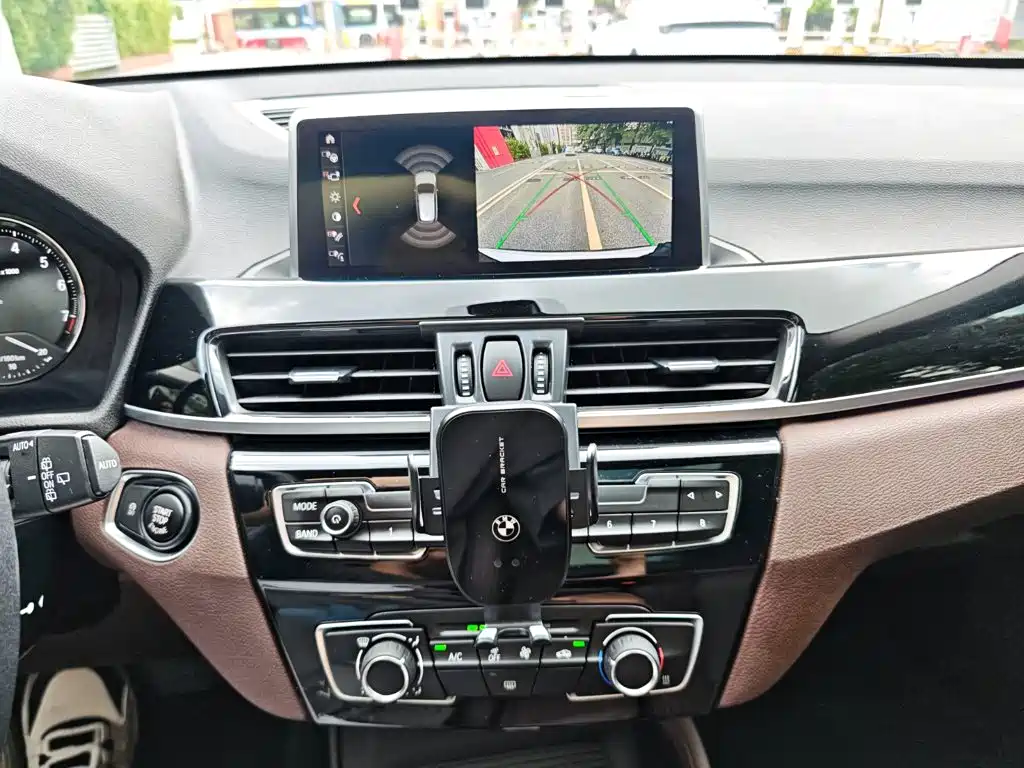BMW X1 - фото 15
