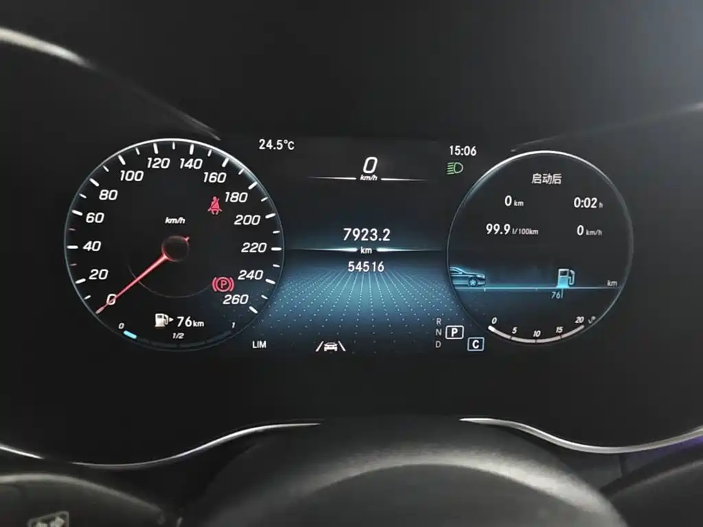 Mercedes-Benz GLC — миниатюра 12
