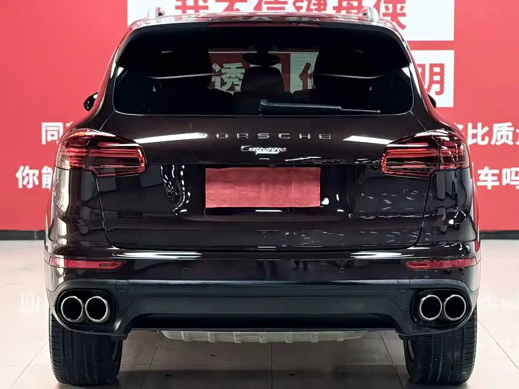 Porsche Cayenne — миниатюра 5