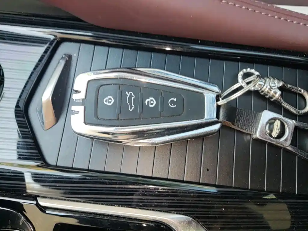 Geely Xingyue L — миниатюра 9