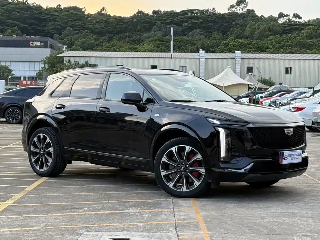 Cadillac XT5 — миниатюра 4