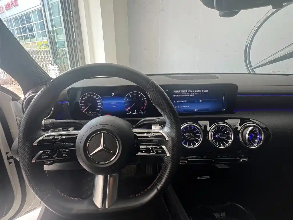 Mercedes-Benz A-Class — миниатюра 13