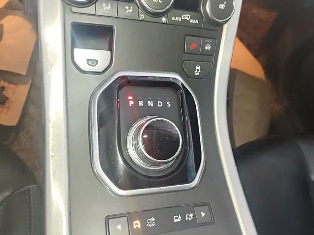 Land Rover Evoque (Import) — миниатюра 14