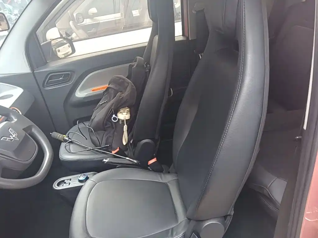 Wuling MINIEV — миниатюра 15