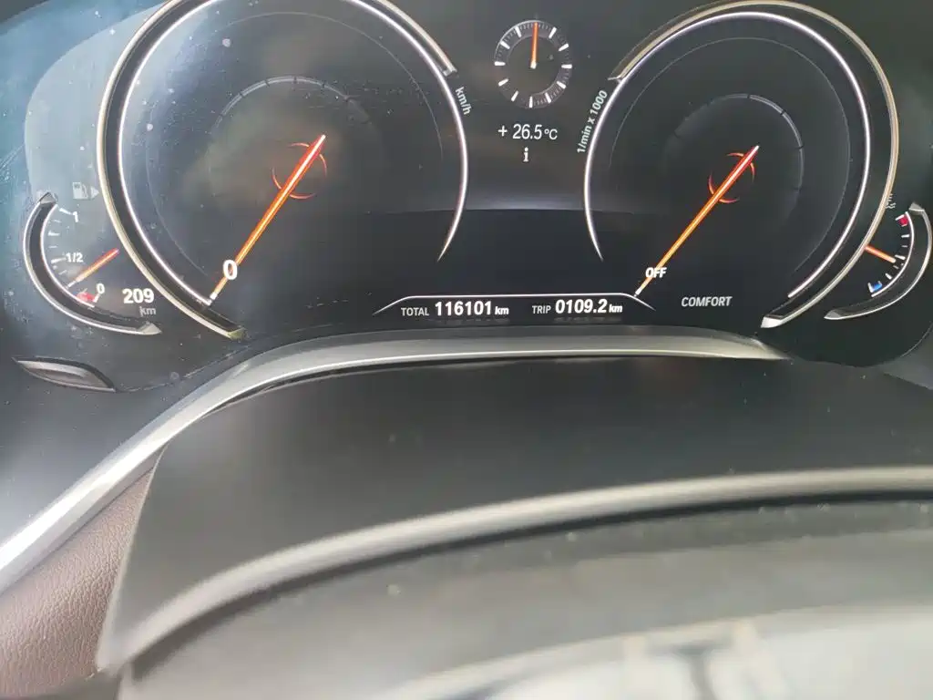 BMW 7 Series — миниатюра 13