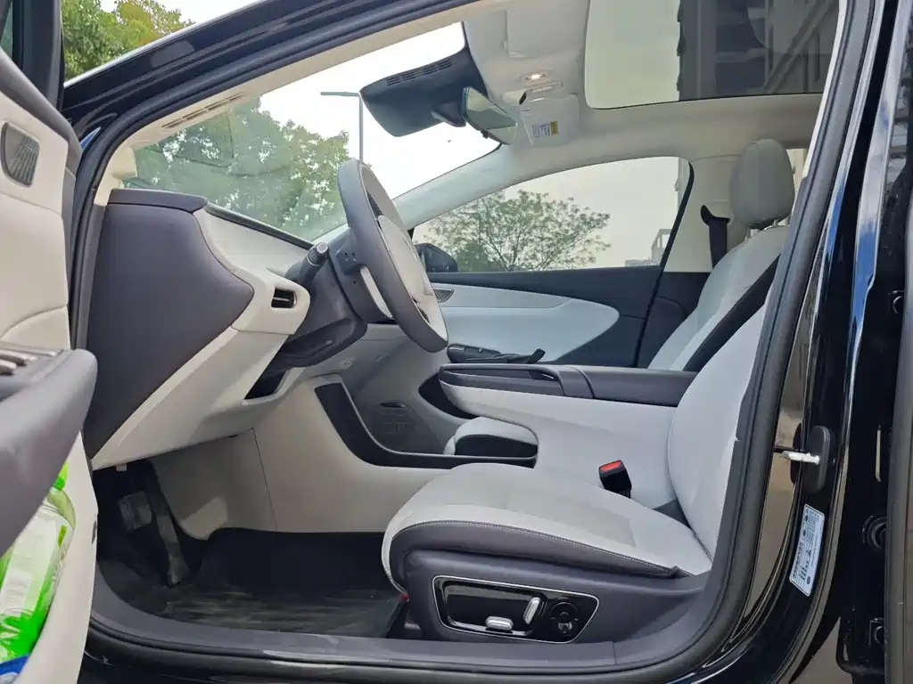 Hongqi Hongqi Tiangong 05 — миниатюра 6