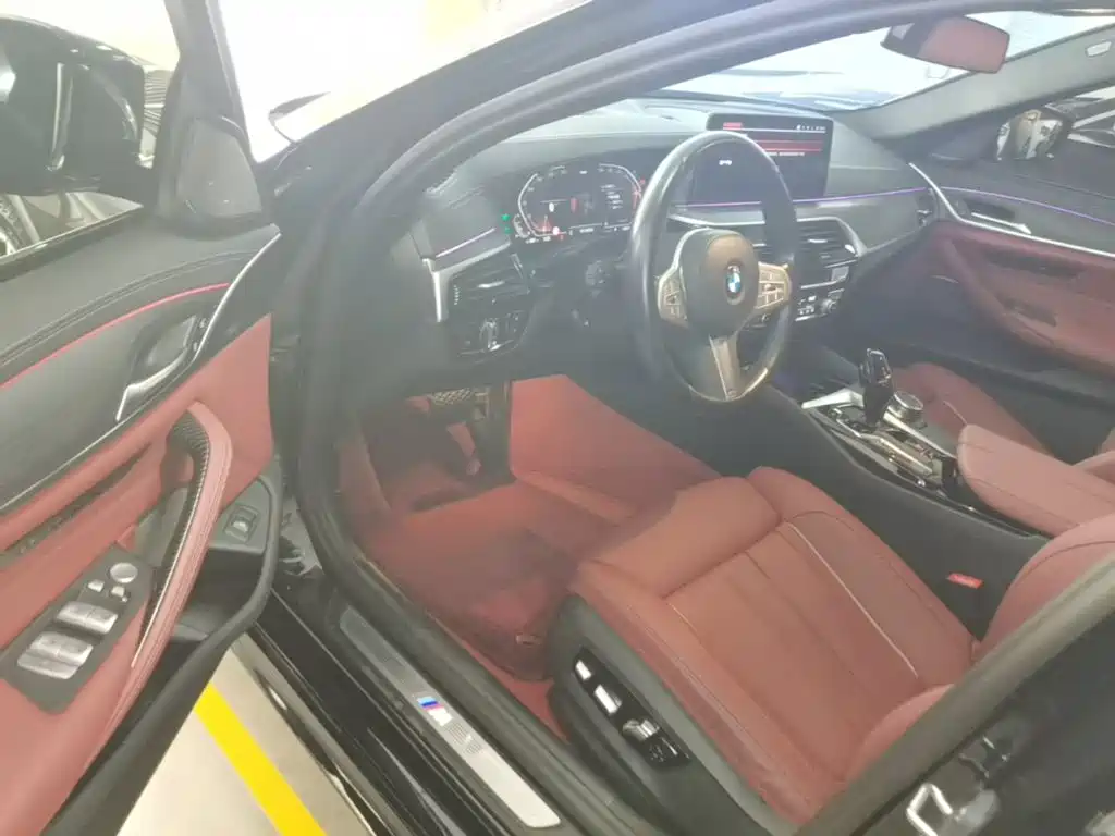 BMW 5 Series — миниатюра 16