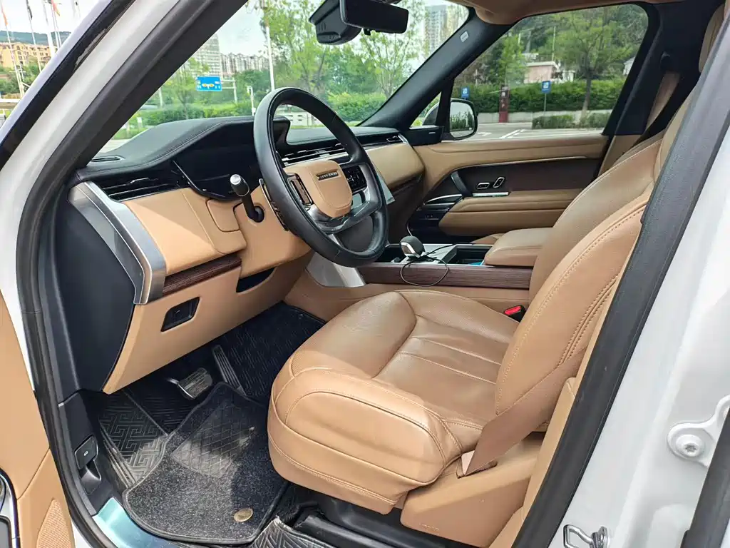 Land Rover Range Rover — миниатюра 4